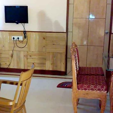 Hotel Dream Land Phulabāni Екстериор снимка